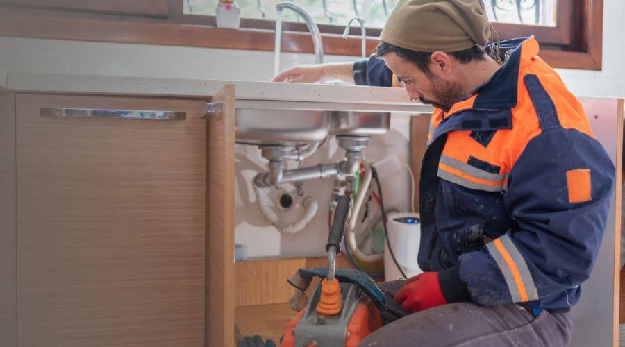 Local annual plumbing maintenance in Smithville, MS